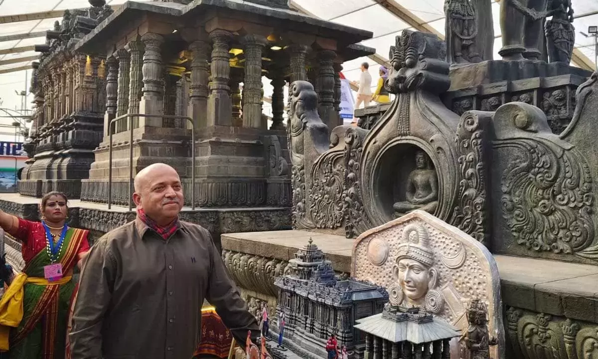 Karnataka's Republic Day Tableau Showcases the Splendor of Lakkundi's Artistic Temples