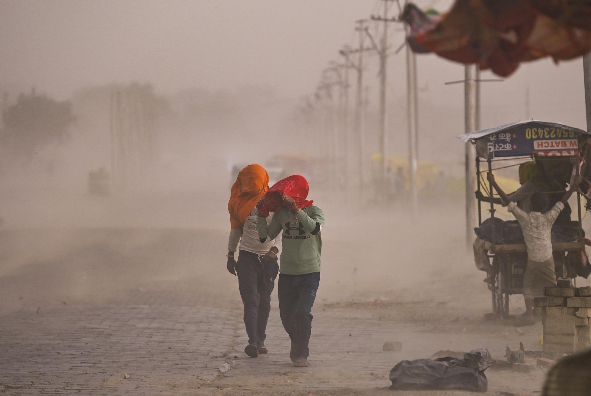 UP storm and rain wreak havoc, 89 dead as relief efforts continue