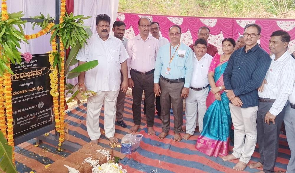 Foundation stone laid for ₹5-crore Gurubhavan in Bhatkal; minister Vaidya highlights teachers’ role in nation building