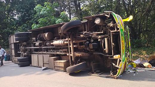 Private bus overturns in Charmadi Ghat, over 20 passengers injured