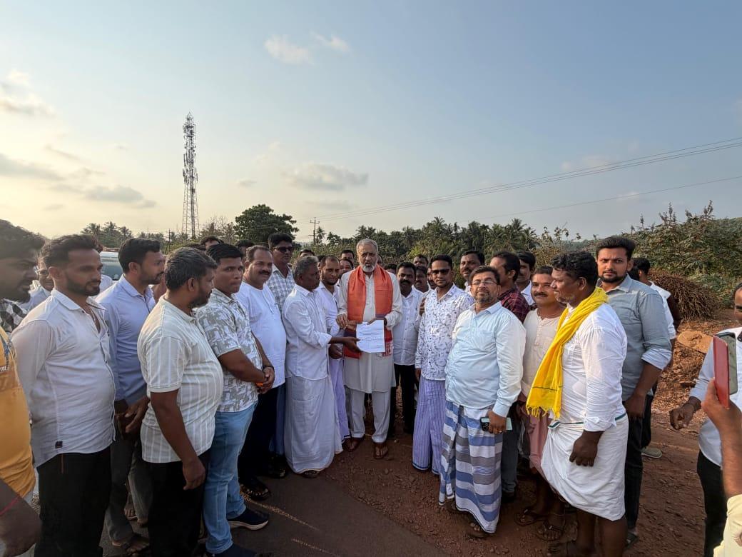 MP Kageri hears NH-66 grievances, assures action in Bhatkal