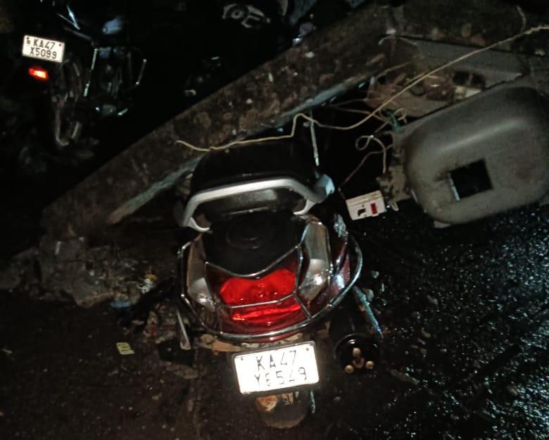 Rain disrupts power supply in Bhatkal; 26 electric poles collapse, one injured
