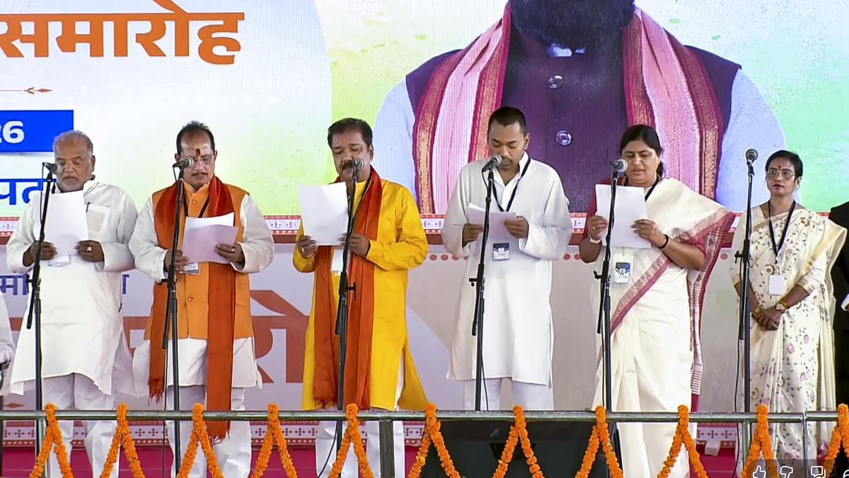 Bihar Cabinet expanded: Nishant Kumar among 32 ministers sworn in