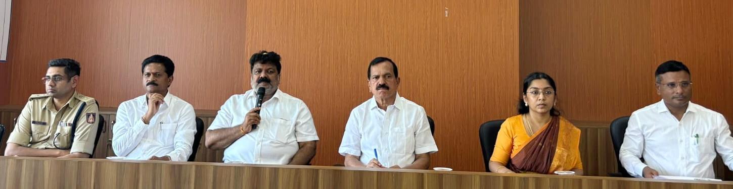 Ensure no drinking water shortage anywhere in district: Minister Mankal Vaidya