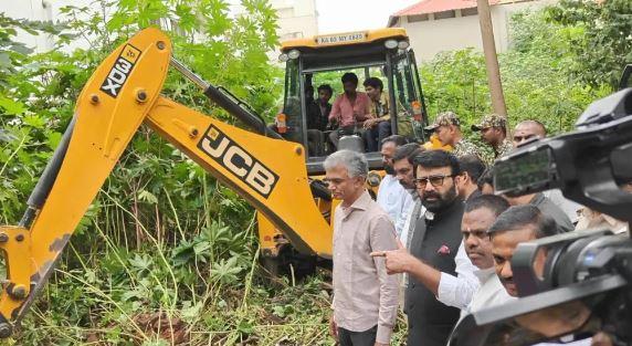 Bengaluru civic body launches vacant plot cleanup, owners to foot the bill