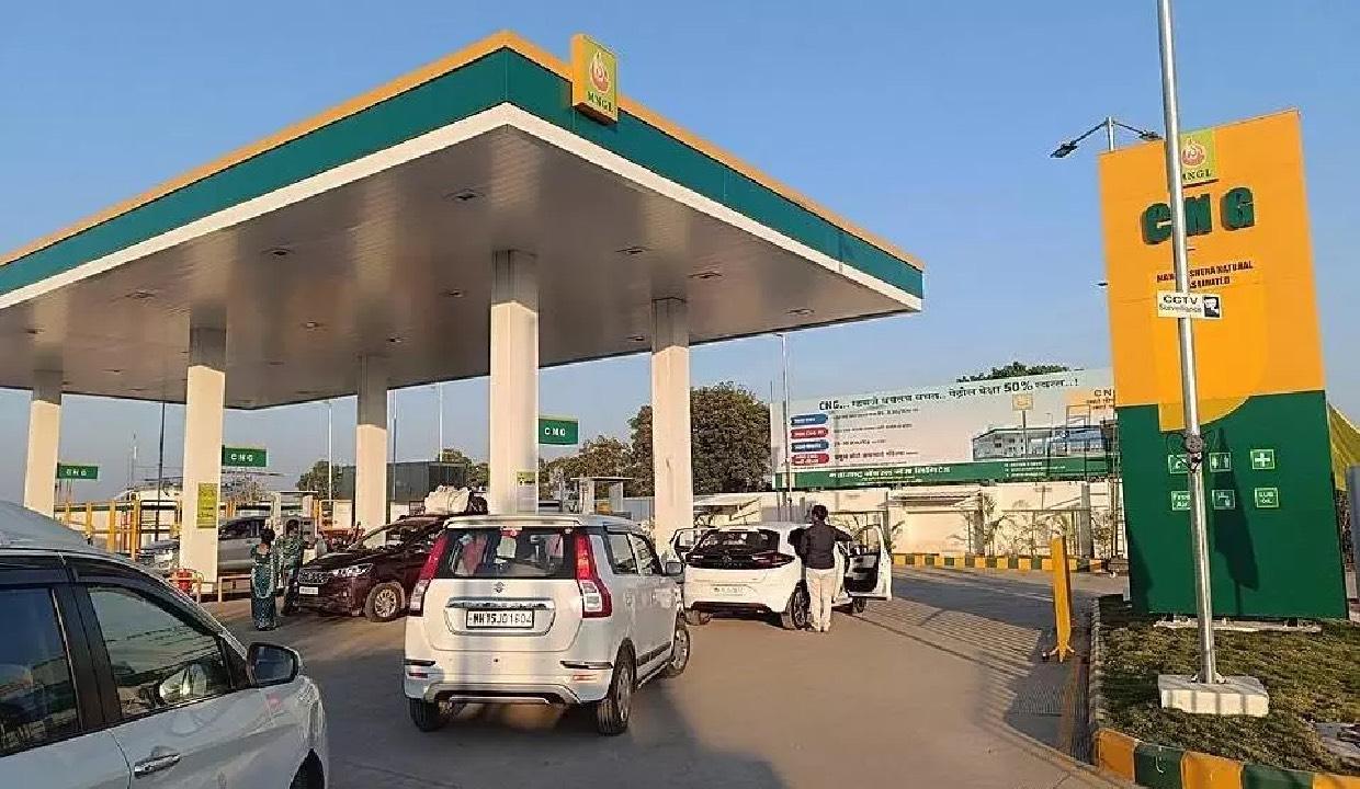 CNG rates rise by Rs 3.89 per kg in Delhi-NCR