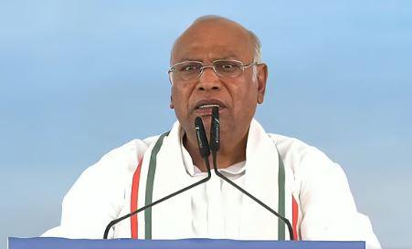 Congress to follow Vande Mataram version endorsed by Gandhi, Patel: Kharge