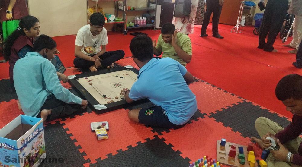 bhatkal-endosulfan-student-aid-16