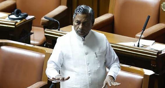 Karnataka faces LPG shortage; Minister Muniyappa urges public to avoid panic