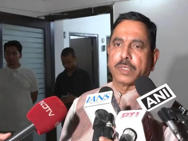 Pralhad Joshi formally takes charge of Education Ministry