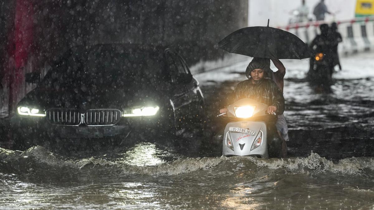 Rain havoc in Thane: Three killed, 800 evacuated; two hurt in lightning strike