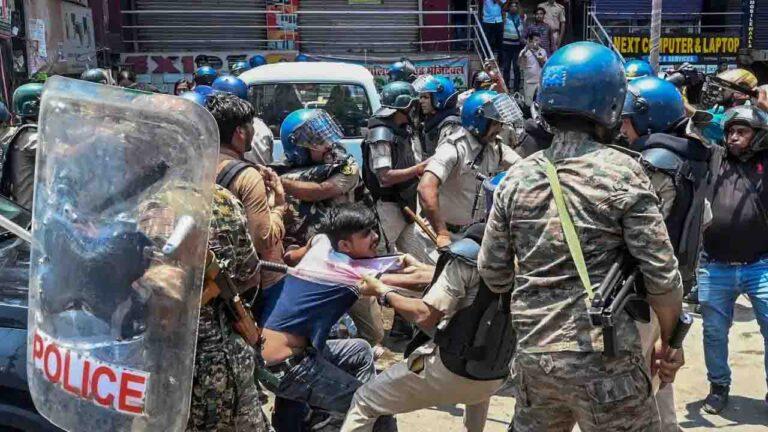 Bihar constable suspended for alleged AK-47 use during student protest