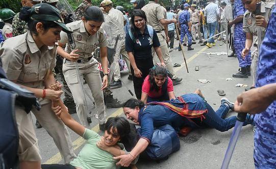 Dipke urges PM to apologise to women protesters over alleged police excesses