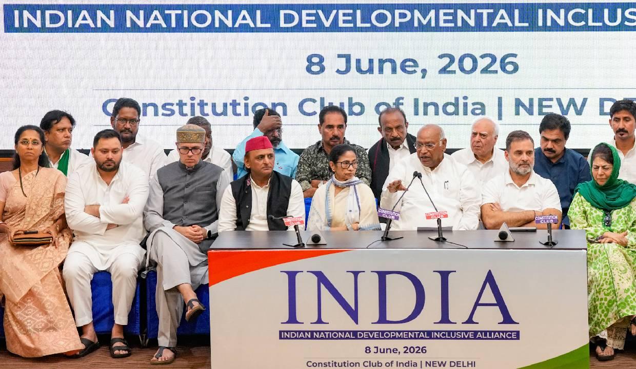 INDIA bloc demands CJI’s intervention on SIR, calls for Pradhan’s resignation