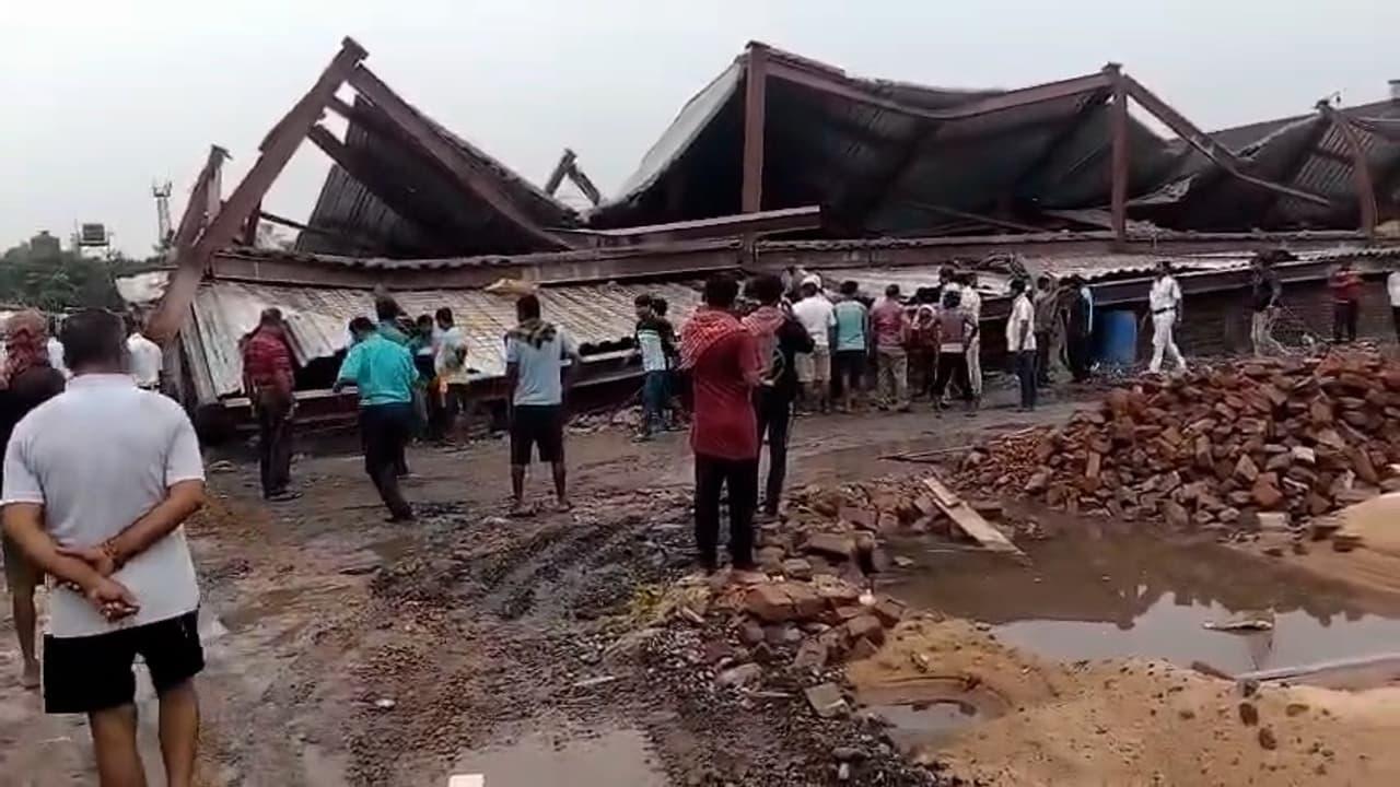 Kolkata Warehouse Collapse Leaves 4 Dead, 17 Injured; Rescue Efforts Continue