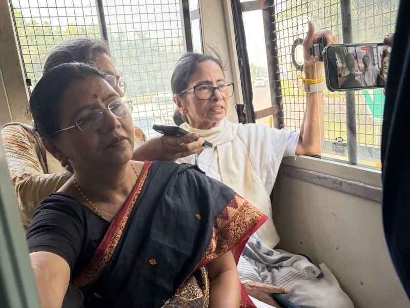 Mamata Banerjee, TMC leaders detained during anti-CEC protest in Delhi