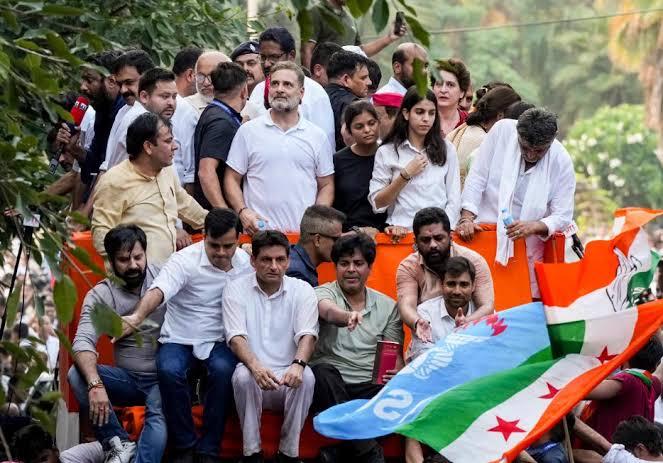 SC registry flags 10 defects in Rahul Gandhi’s plea in SIR case
