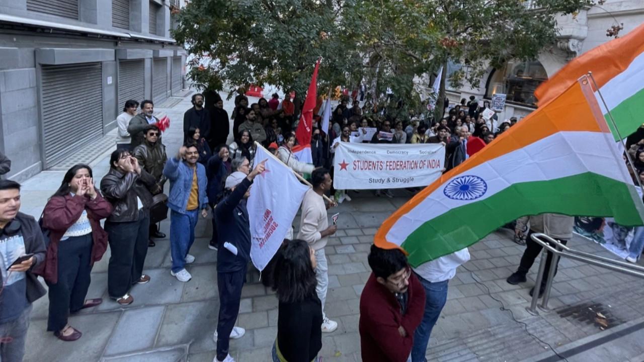 London sees rival protests over CEC and SIR as Indian student groups face government supporters