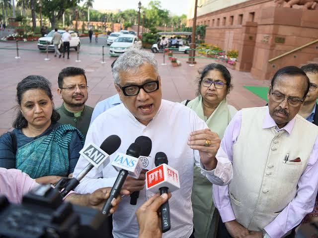 Derek O’Brien accuses ED of diverting attention from Delhi building collapse