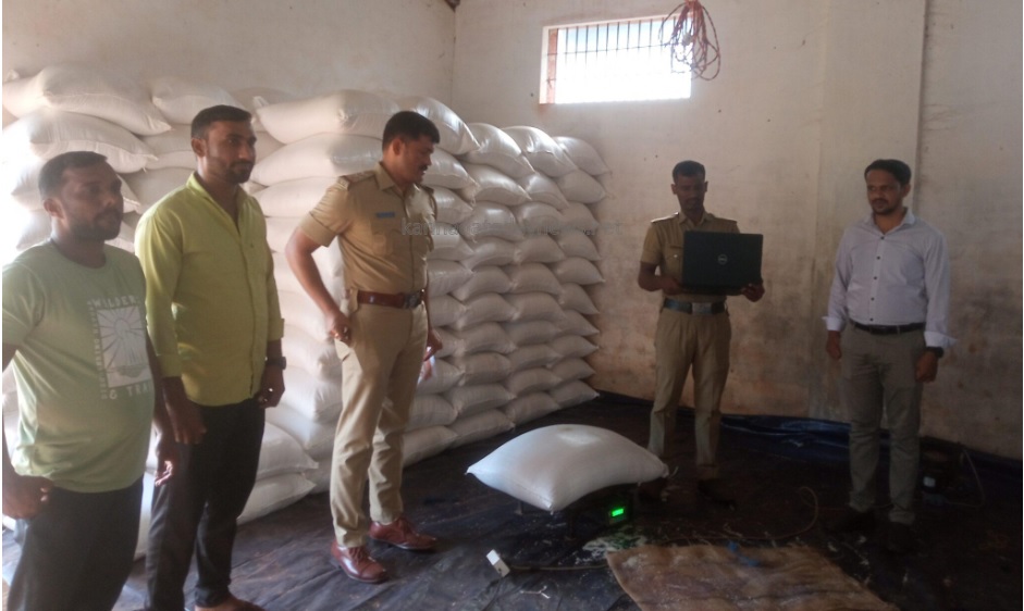 Police Seize 60 Quintals of Rice in Bhatkal, Detain 3 Individuals