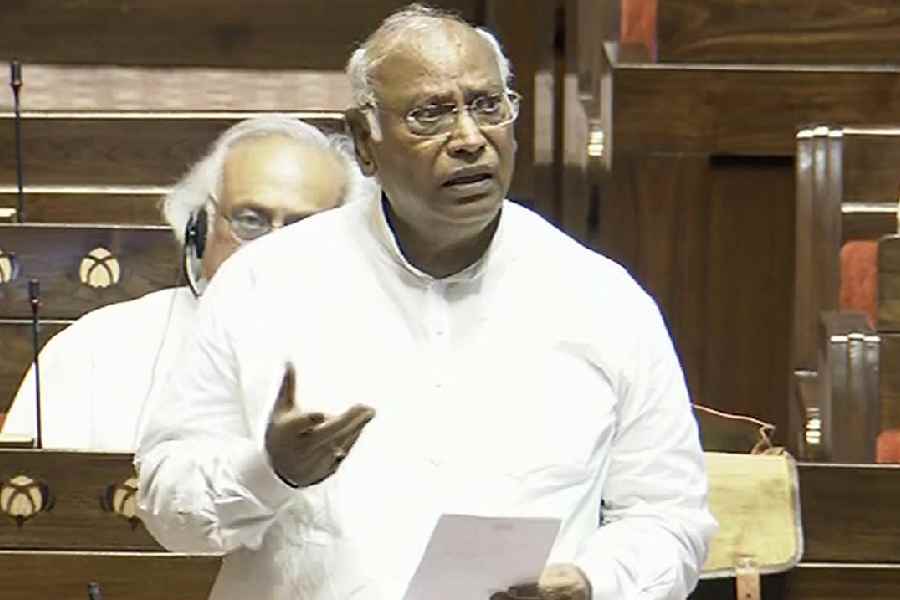 BJP making recruitments in manner keeping SCs, STs, OBCs away from reservation: Mallikarjun Kharge