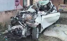 UP road accident: six die after car collided with truck in Muzaffarnagar