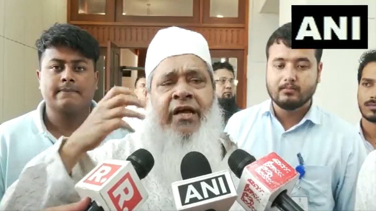 AIUDF chief Badruddin Ajmal appeals to Muslim boys, girls to get educated