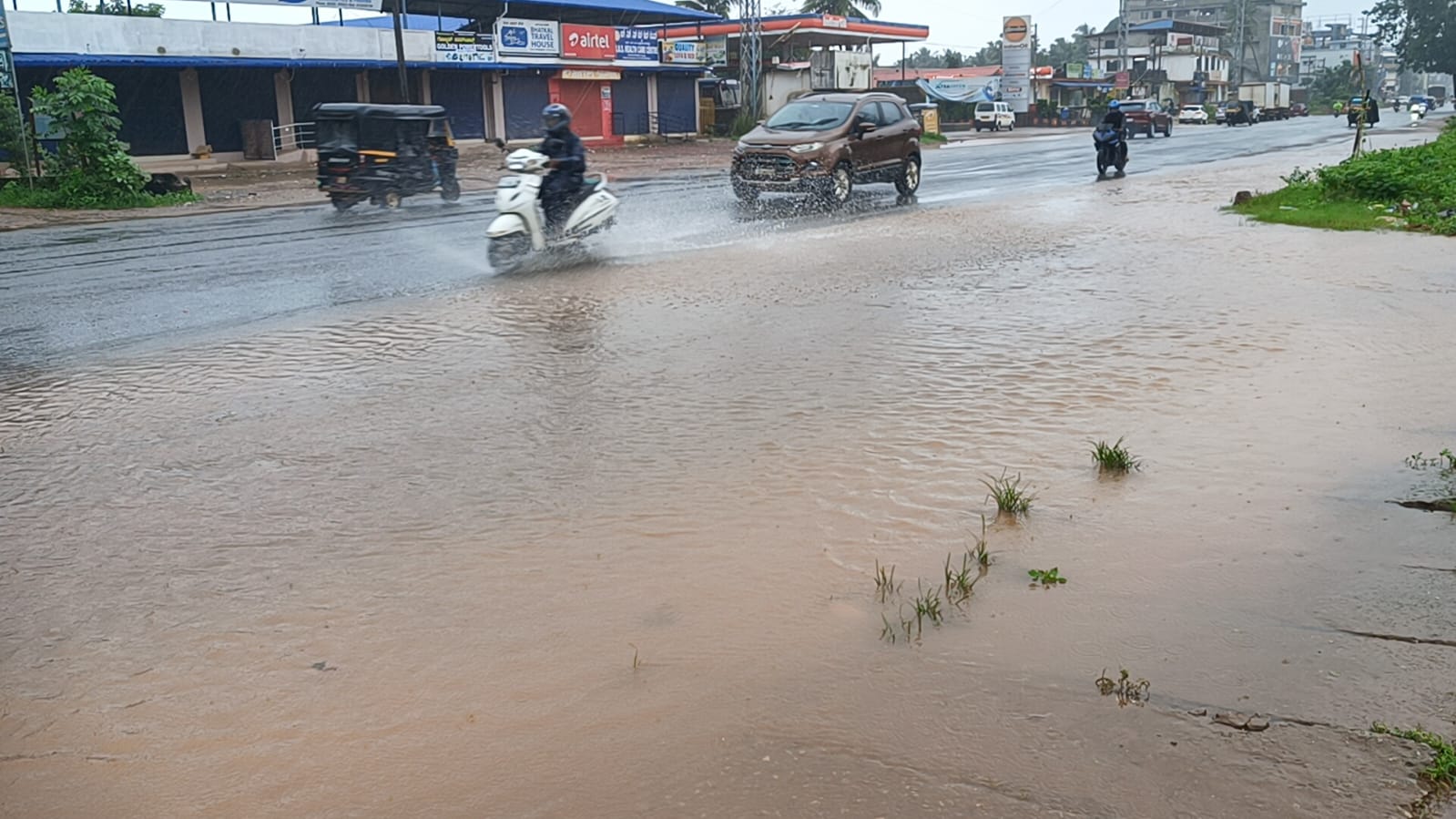 Kerala rains: Red alert issued for three districts; schools and colleges closed in six districts