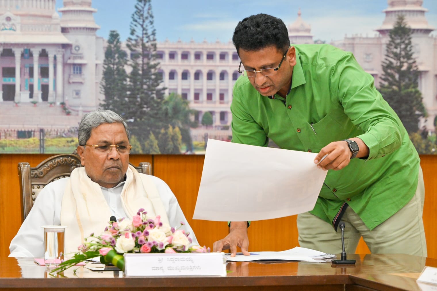 Karnataka: CM Siddaramaiah asks officials to fill all vacant teaching posts on priority