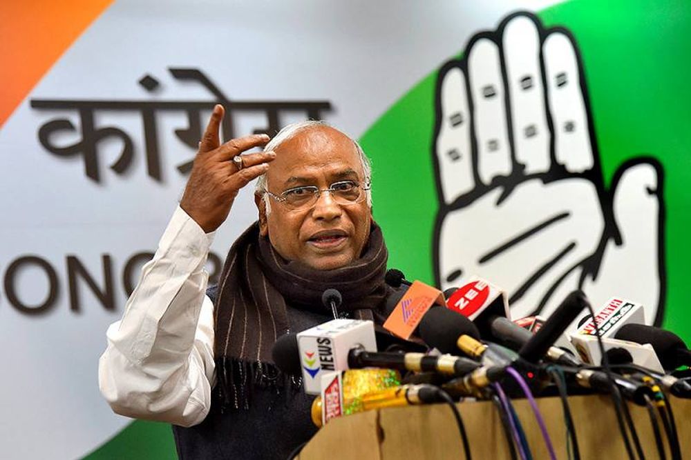 Women's reservation bill won't be implemented till 2034, BJP misleading people: Kharge