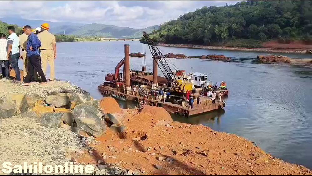 Missing truck from Ankola landslide finally located in third search operation in Gangavali river