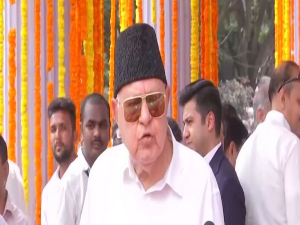 ED summons Farooq Abdullah for questioning in money laundering case