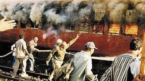 Godhra train burning case: SC to hear pleas of Gujarat govt, convicts on Apr 10