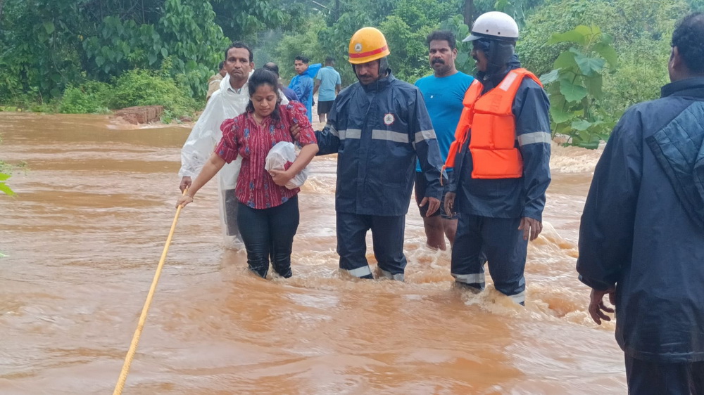 Cyclone Asna spurs heavy rains in Coastal Karnataka; Orange alert in place for August 31