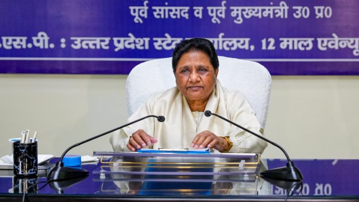 Cong ignores Dalits, Muslims in new Karnataka govt, says Mayawati