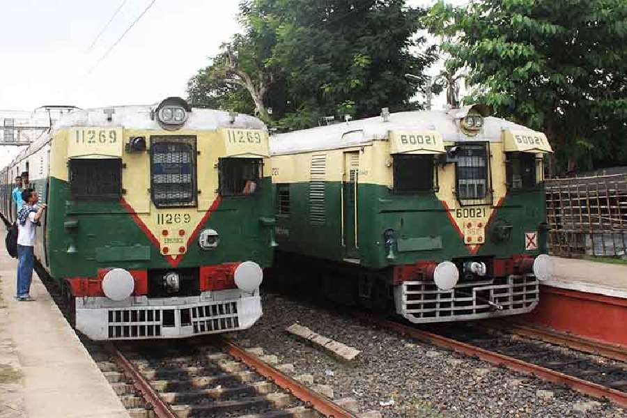 Extend the Bengaluru suburban rail corridors to neighbouring districts: Karnataka minister