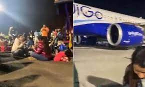 BCAS issues notice to IndiGo, MIAL after passengers dine on tarmac due to flight delay