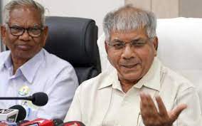 Prakash Ambedkar Backs Congress, Criticises Sharad Pawar, Uddhav Camps