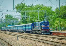 Konkan Railways to run sql bi-weekly trains between Udhna, M'luru to clear fest rush