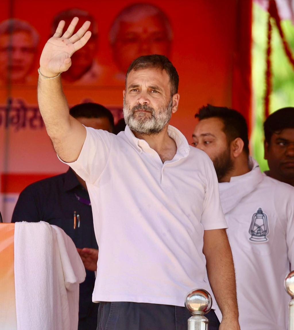 PM Modi running 'school of corruption', teaching 'entire corruption science' subject: Rahul