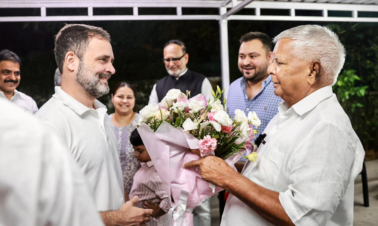 Congress leader Rahul Gandhi meets RJD supremo Lalu Prasad