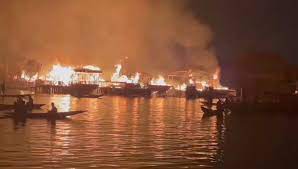 Several houseboats gutted in massive fire in Dal lake in Srinagar