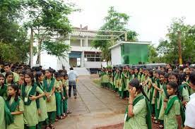 Mangaluru: Students protest against bar near school