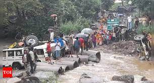 Rains wreak havoc in Himachal, six dead in landslides, many stranded