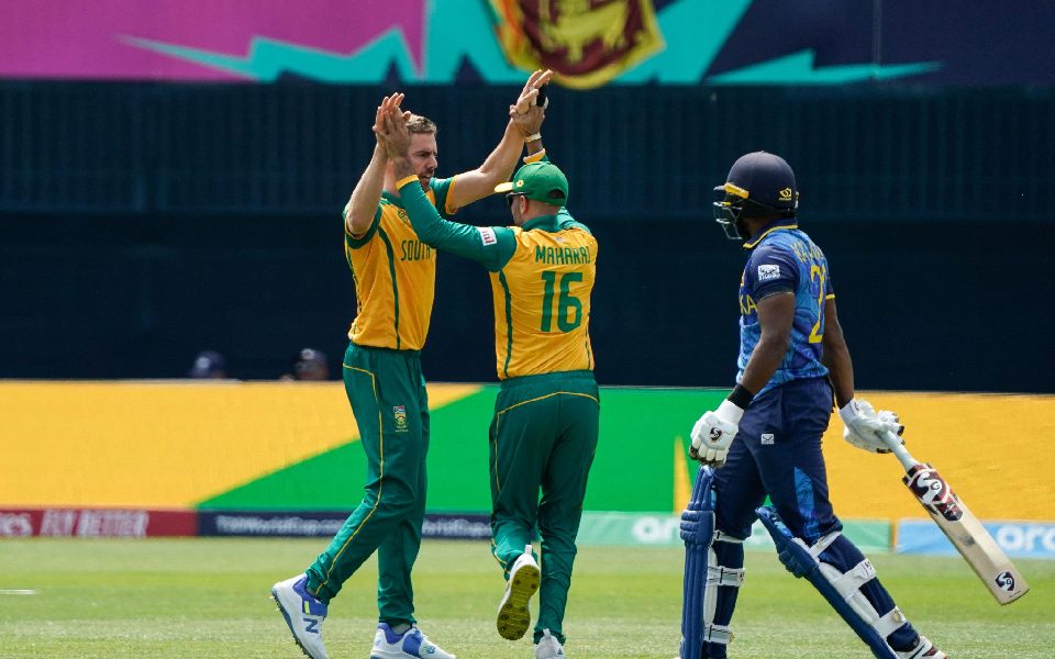 South Africa beat Sri Lanka by six wickets in low-scoring T20 World Cup match