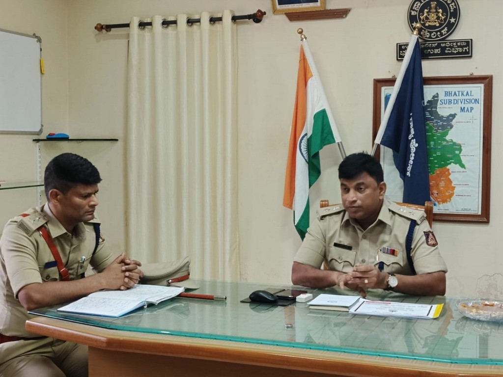 New SP of Uttara Kannada M. Narayan visits Bhatkal; announces Police Day to start from Friday