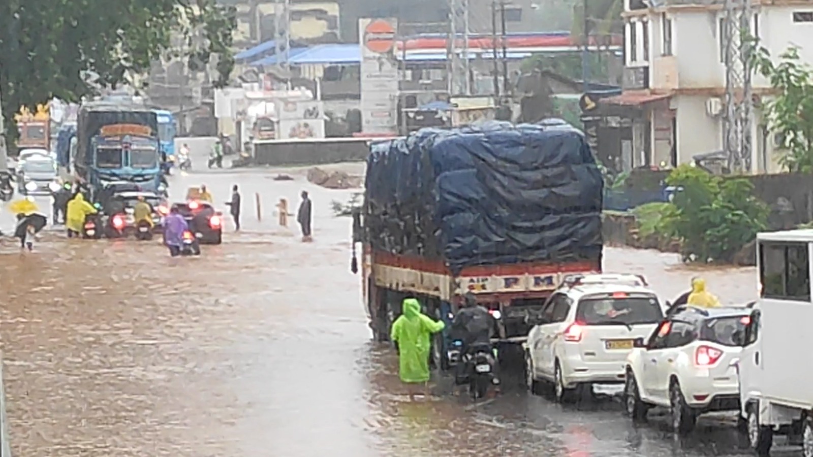 Yellow Alert Issued as Coastal Region Braces for 5 Days of Heavy Rainfall