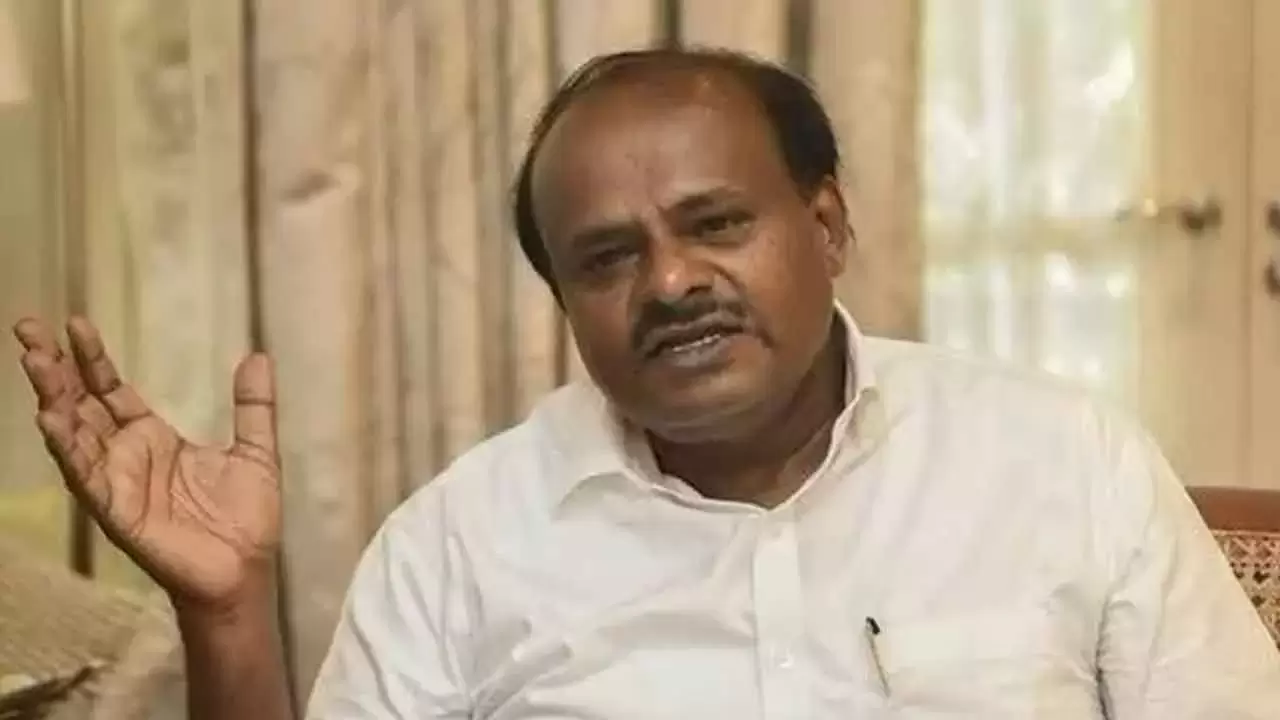 Union Minister Kumaraswamy Accuses Karnataka Govt of Seeking Ways to Halt Guarantee Schemes