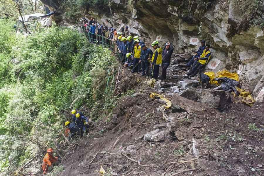 Nine labourers missing after cloudburst triggers landslide in Uttarkashi