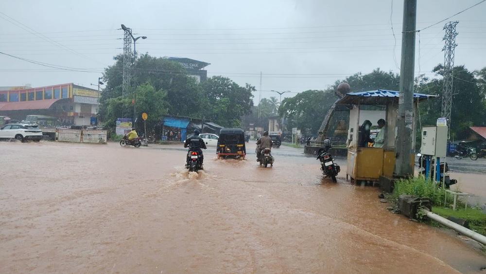 Heavy rain pounds coastal Karnataka; Lightning destroys cattle shed in Belke, Bhatkal highway flooded again